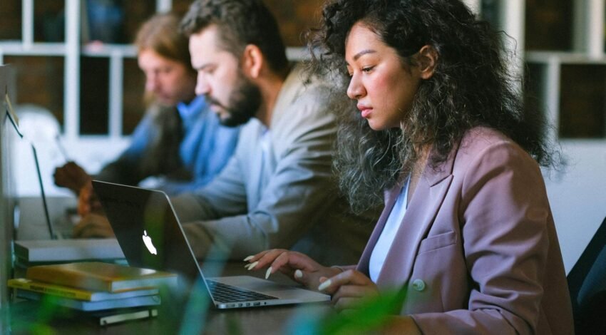 Unlocking the Power of Paid Ads A Social Media Marketing